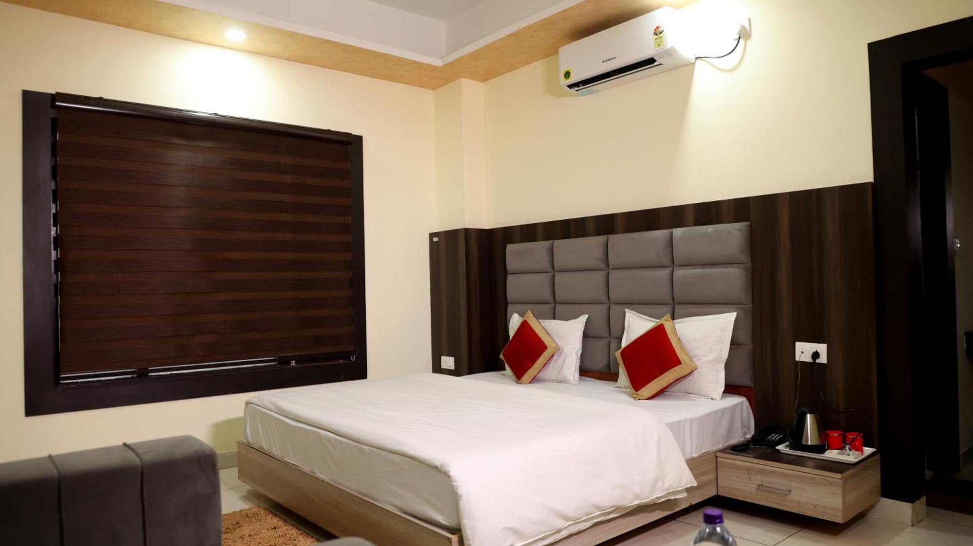 Hotel Blue Pine Haridwār Exterior photo