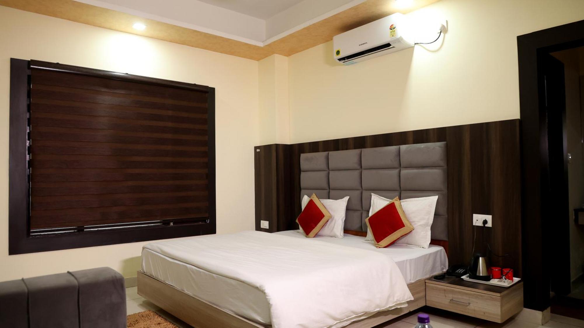 Hotel Blue Pine Haridwār Exterior photo